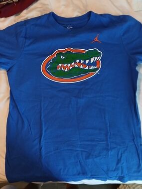 Nike Blue Florida Gators Tshirt Youth XL